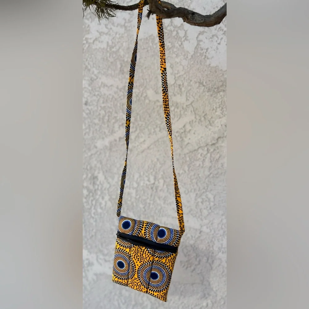 NW ๐ฏ cotton padded Vlisco Fabric Crossbody Sz 7โx 6โ - Picture 6 of 7